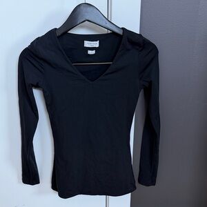 Women's Aritzia Contour Tops